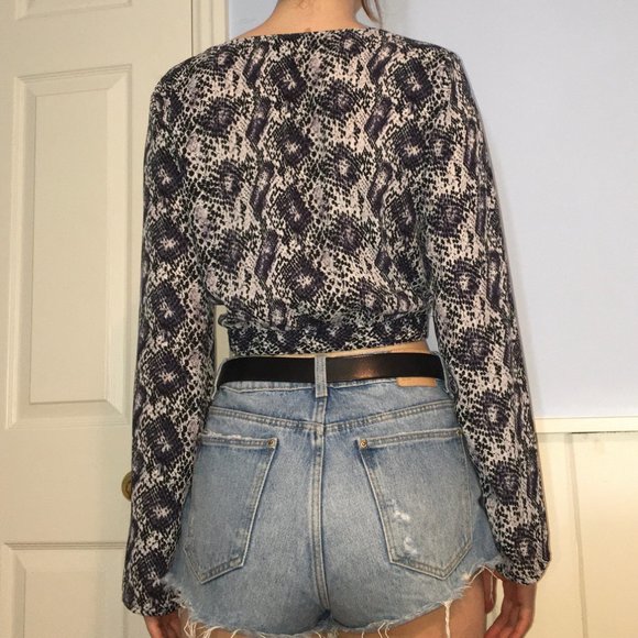 H&M snakeskin surplice top - Picture 5 of 5